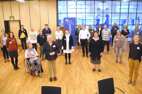 Gruppenfoto der Projektverantwortlichen bei der Auftaktveranstaltung am 19.10.21 im Caritas-Pirckheimer-Haus.