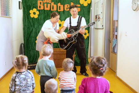 Die Bubbels mit Gans Gitte machen richtig Stimmung (Foto: Tanja Elm)